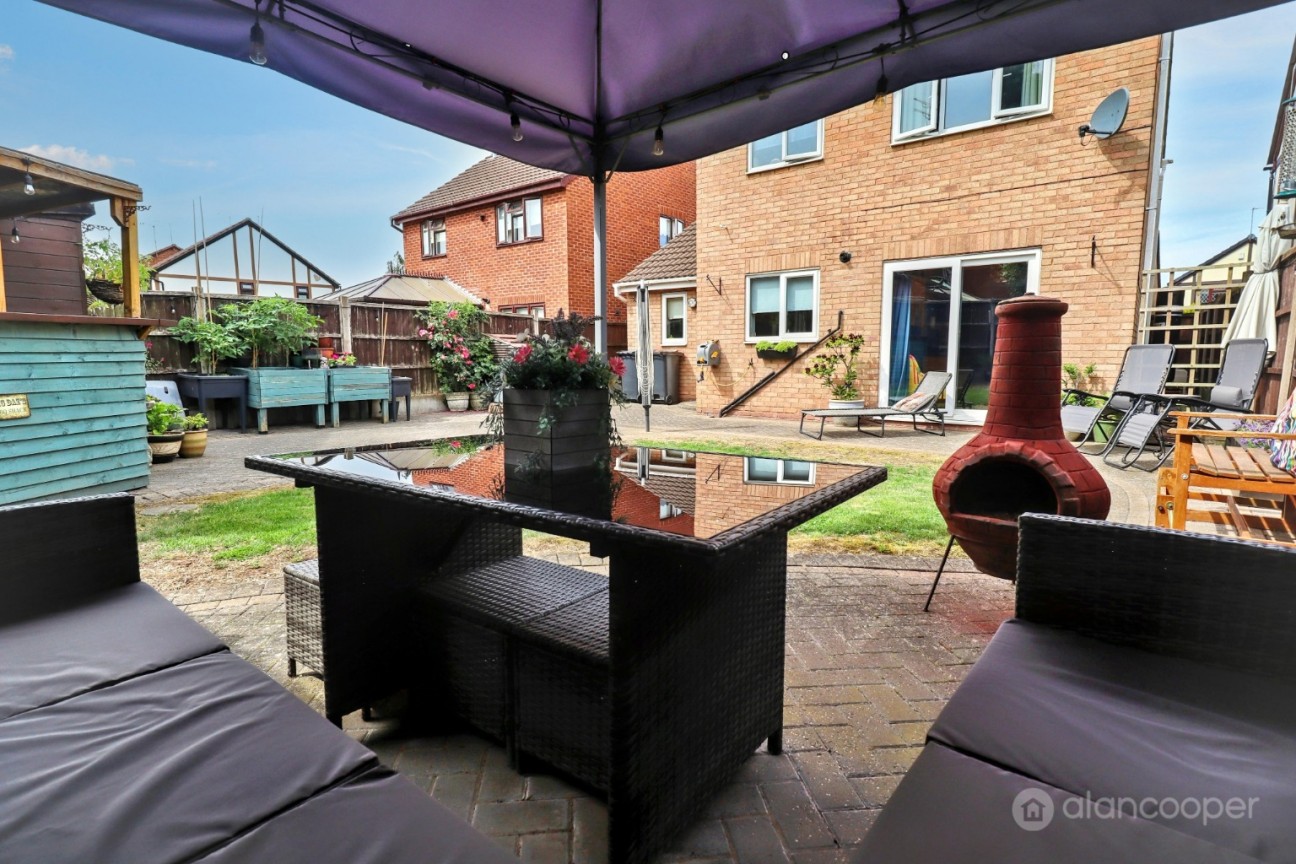 Clovelly Way, Horeston Grange, Nuneaton, CV11 6YB