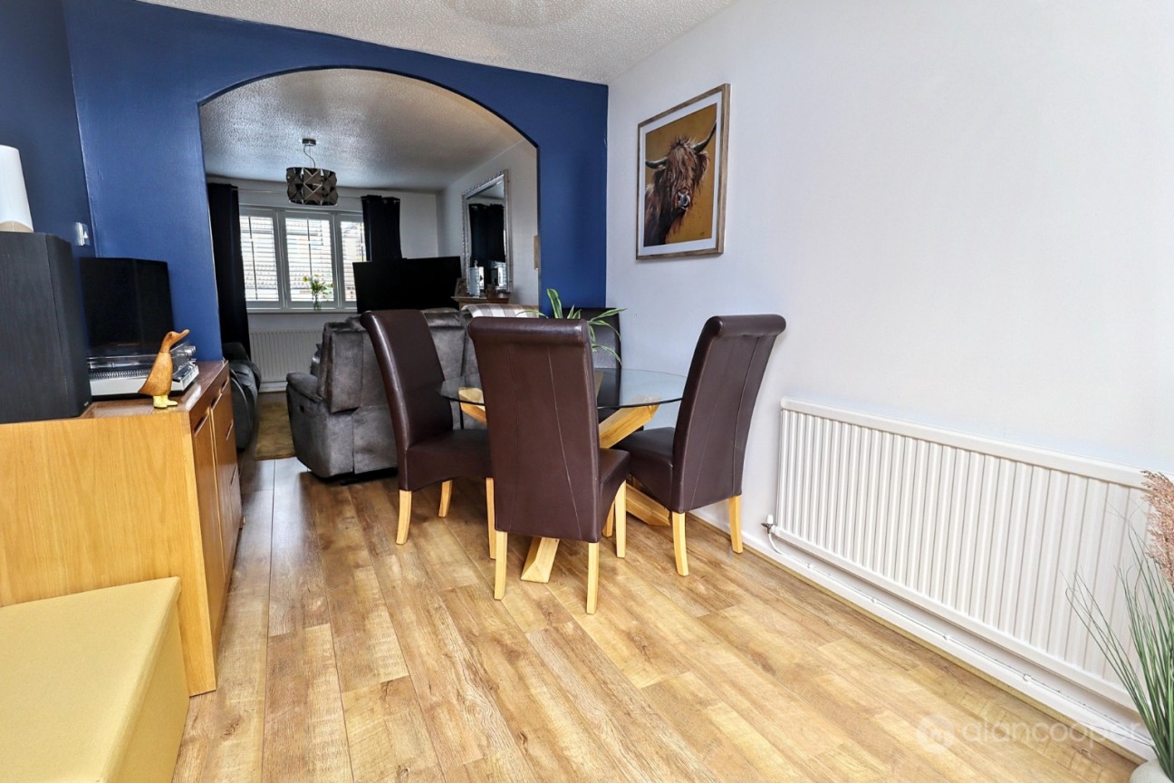 Clovelly Way, Horeston Grange, Nuneaton, CV11 6YB