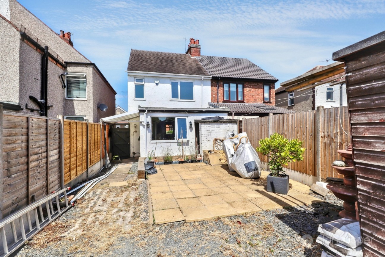 Bentley Road, Nuneaton, CV11 5LR