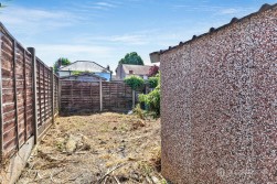 Bentley Road, Nuneaton, CV11 5LR