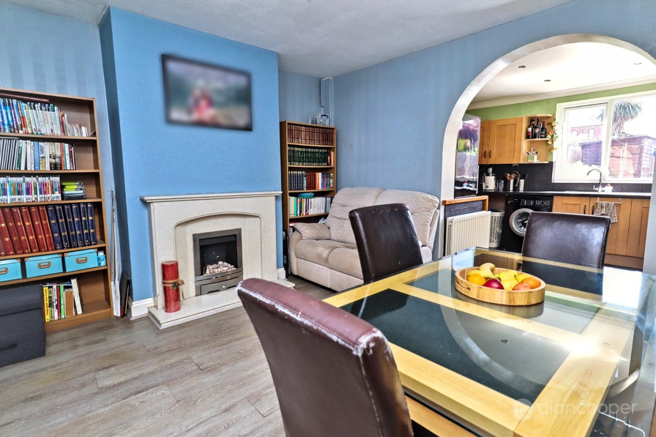 Bentley Road, Nuneaton, CV11 5LR