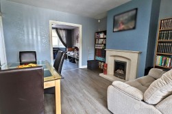 Bentley Road, Nuneaton, CV11 5LR