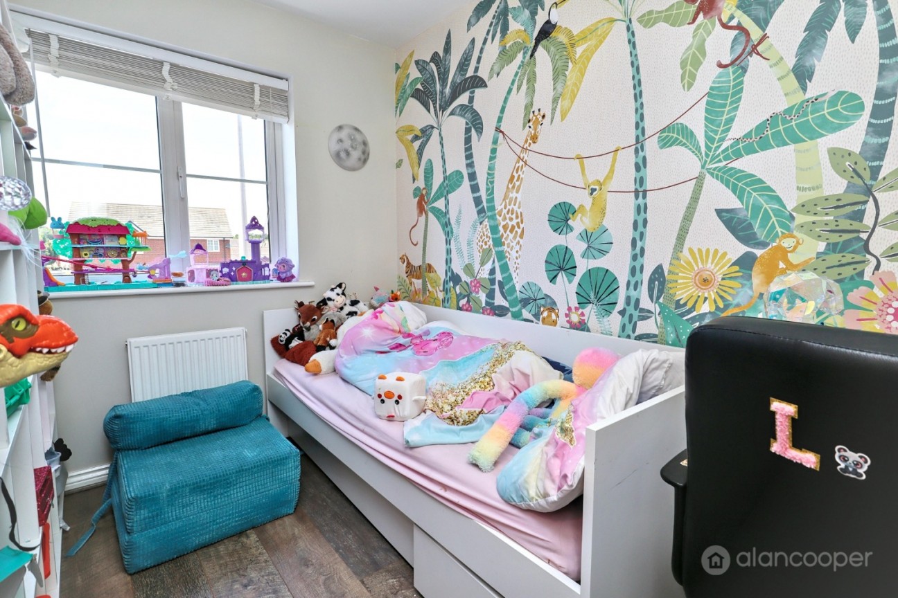 Lower Farm Way, Weddington, Nuneaton, CV10 0FD