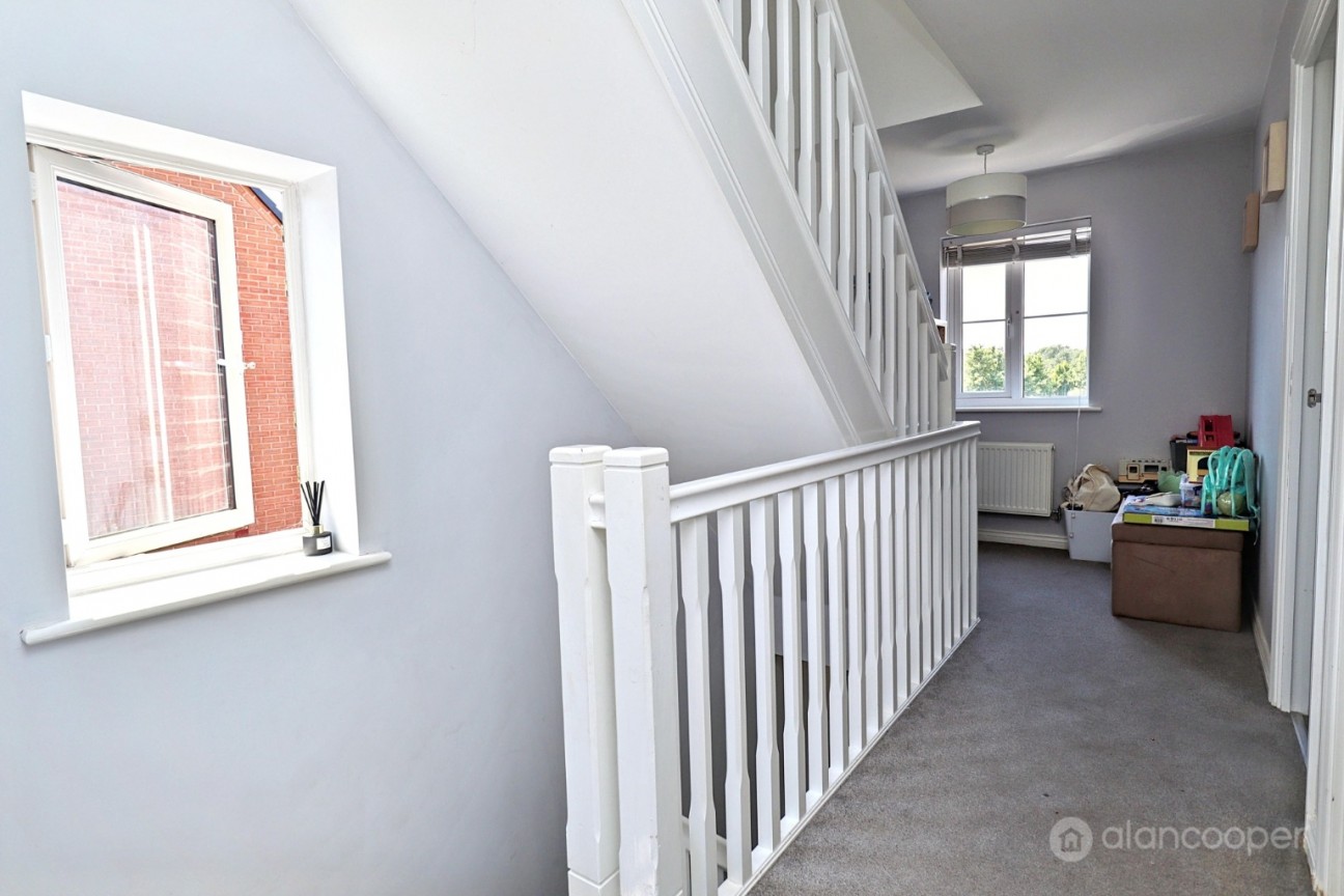 Lower Farm Way, Weddington, Nuneaton, CV10 0FD
