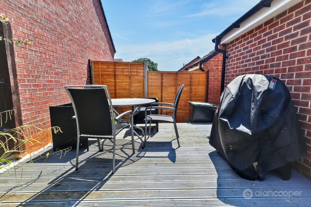 Lower Farm Way, Weddington, Nuneaton, CV10 0FD