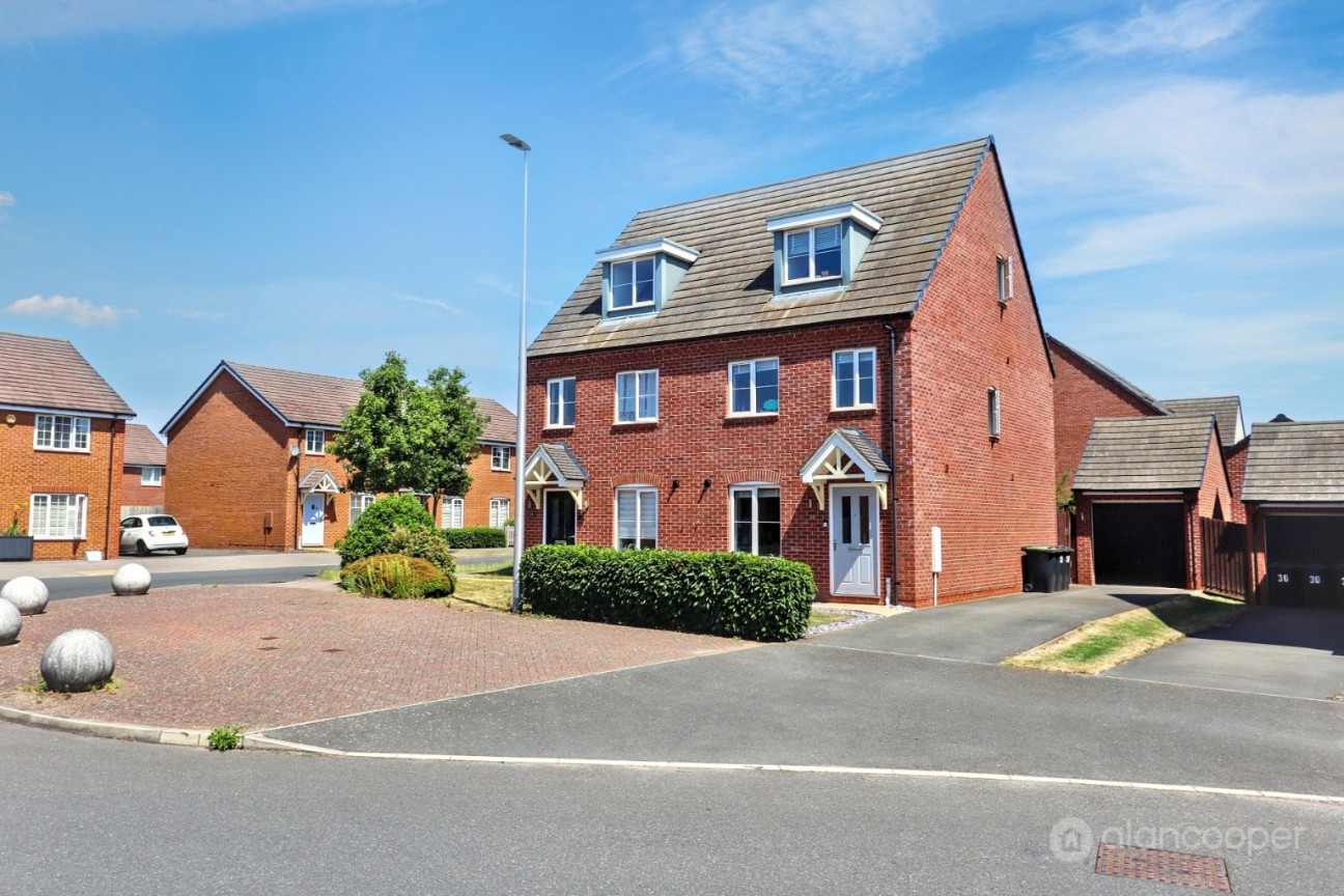 Lower Farm Way, Weddington, Nuneaton, CV10 0FD