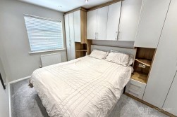 Snowshill Close, Maple Park, Nuneaton, CV11 4XQ