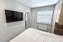 Snowshill Close, Maple Park, Nuneaton, CV11 4XQ
