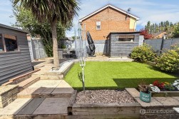 Snowshill Close, Maple Park, Nuneaton, CV11 4XQ