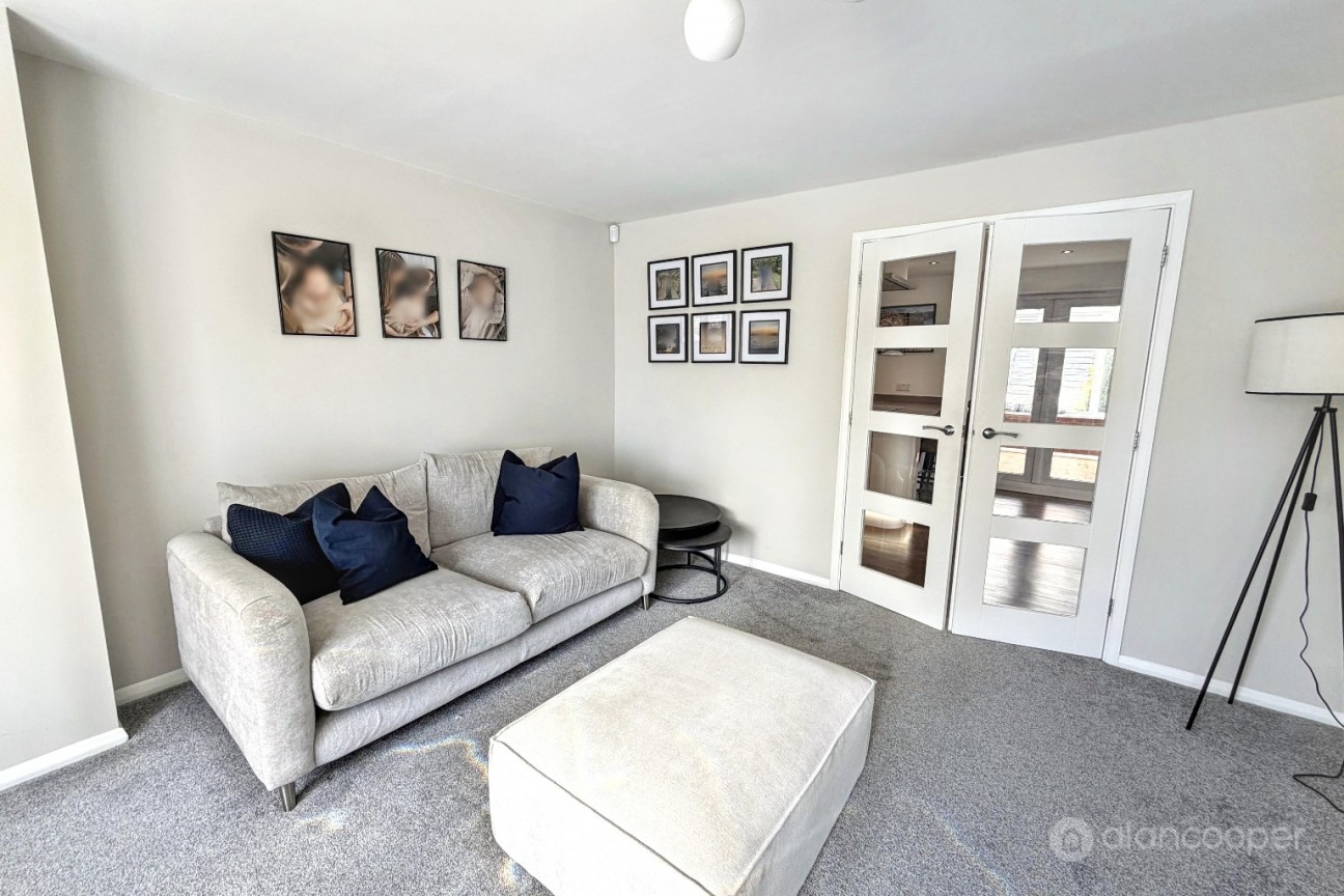 Snowshill Close, Maple Park, Nuneaton, CV11 4XQ