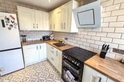 The Nook, Attleborough, Nuneaton, CV11 4LG