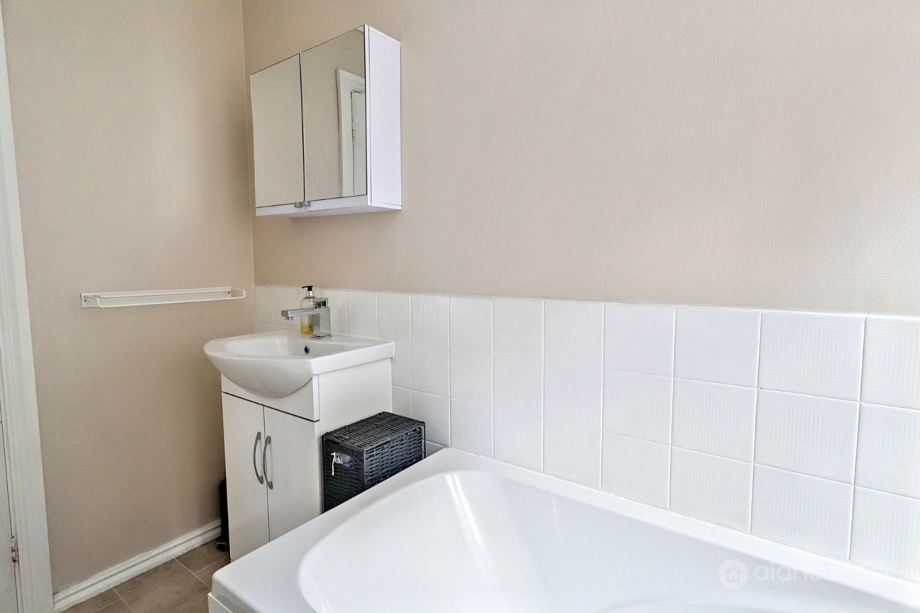 Orford Rise, Galley Common, Nuneaton, CV10 9RZ