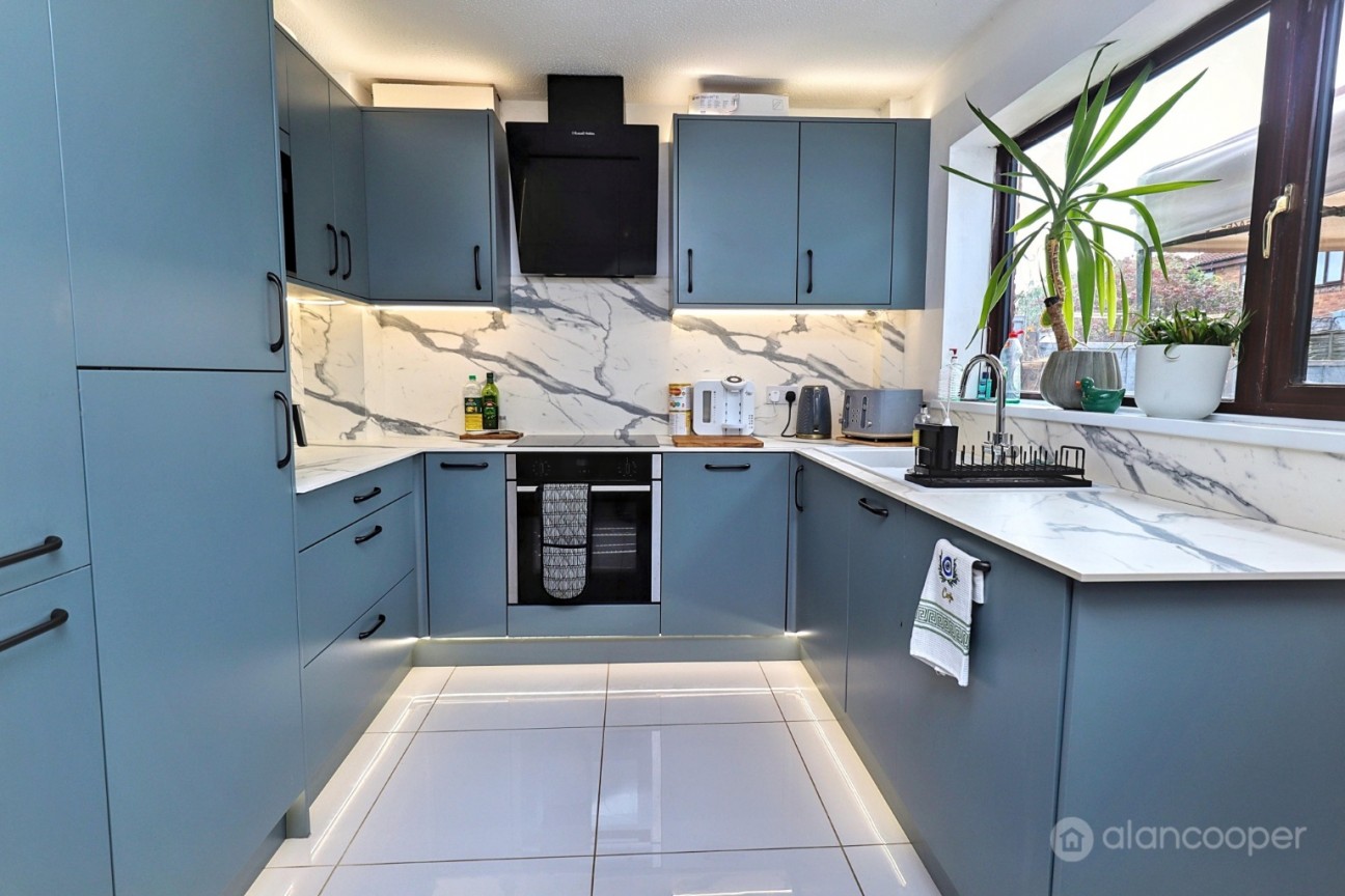 Orford Rise, Galley Common, Nuneaton, CV10 9RZ