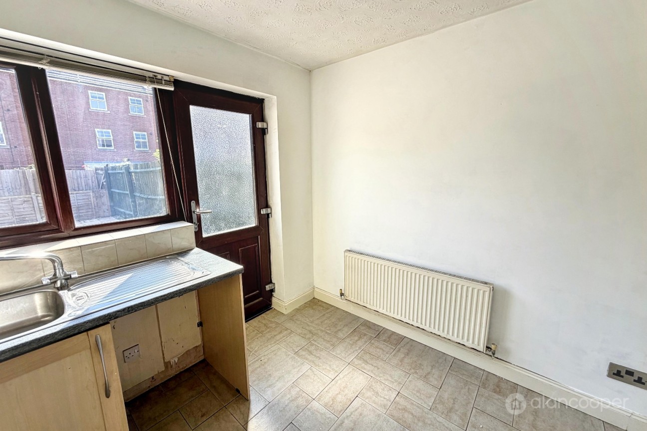 Kenilworth Drive, Weavers Green, Nuneaton, CV11 5XP