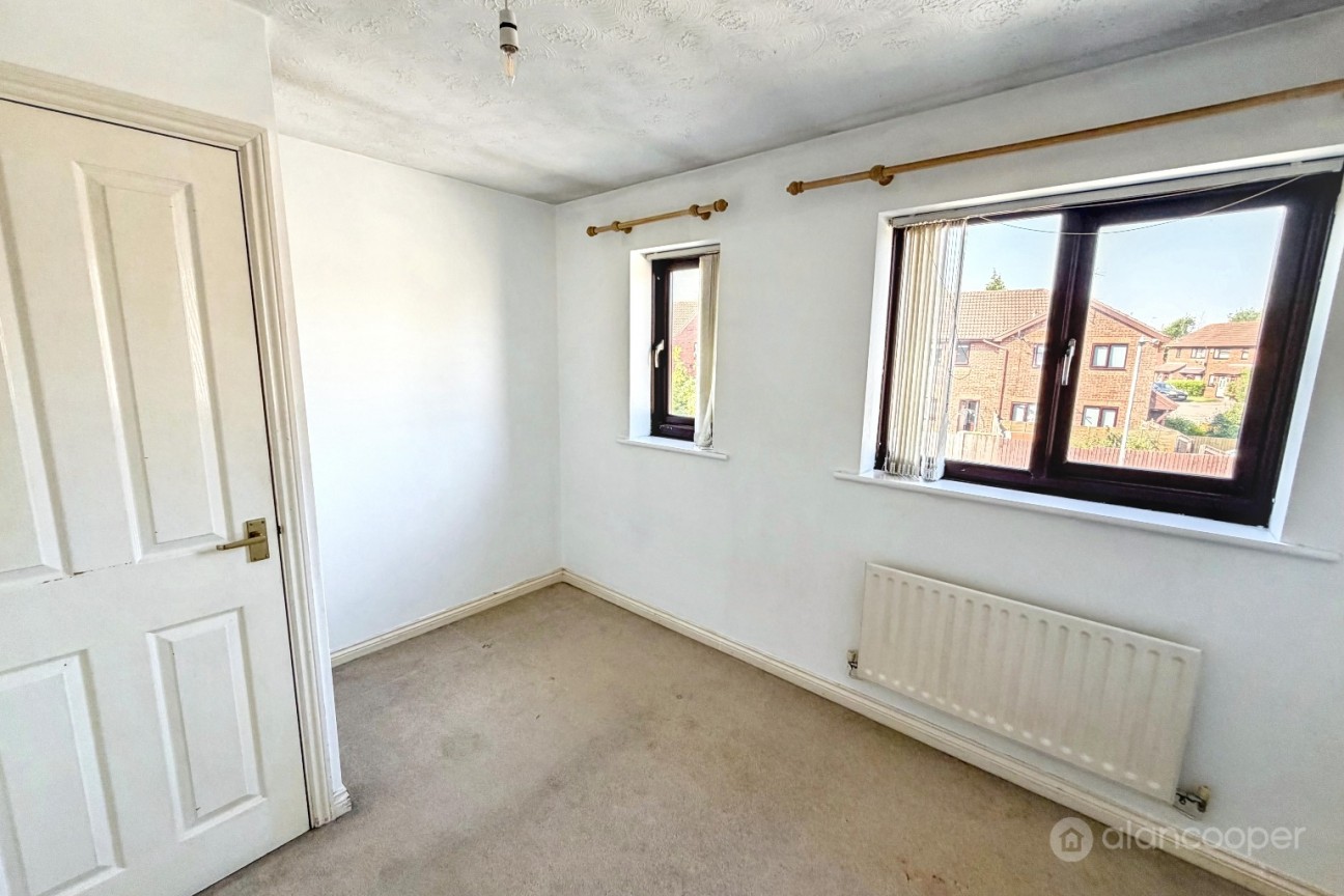 Kenilworth Drive, Weavers Green, Nuneaton, CV11 5XP