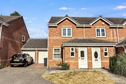 Upton Drive, Maple Park, Nuneaton, CV11 4GF
