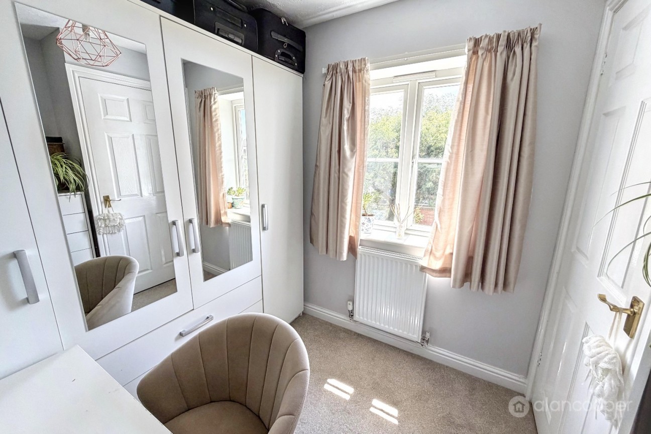 Penshurst Way, Maple Park, Nuneaton, CV11 4XF