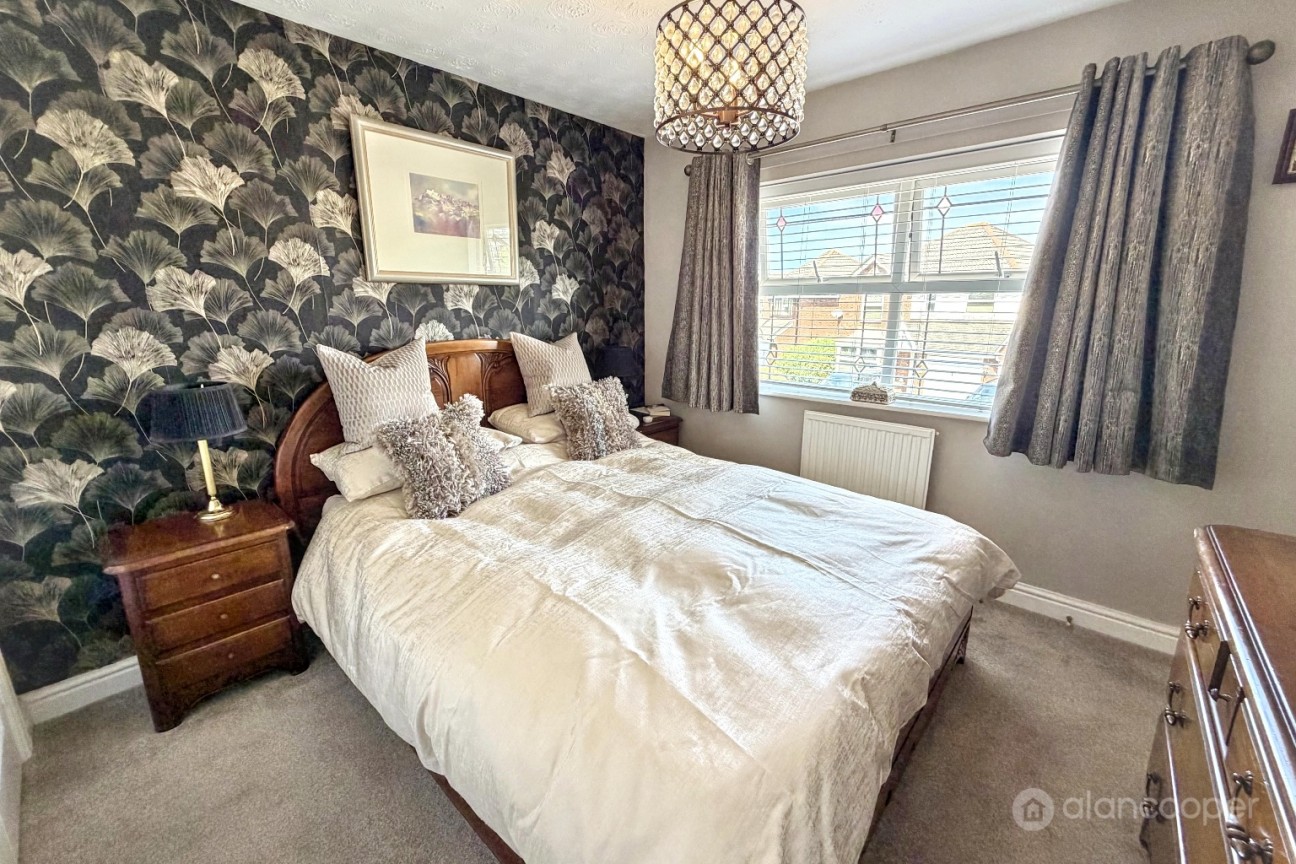 Penshurst Way, Maple Park, Nuneaton, CV11 4XF