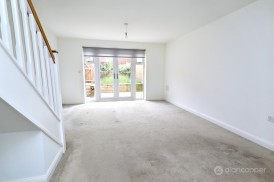 Edinburgh Road, Nuneaton, CV10 9FP