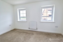 Edinburgh Road, Nuneaton, CV10 9FP