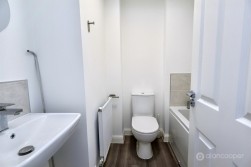 Edinburgh Road, Nuneaton, CV10 9FP