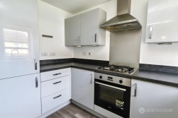 Edinburgh Road, Nuneaton, CV10 9FP
