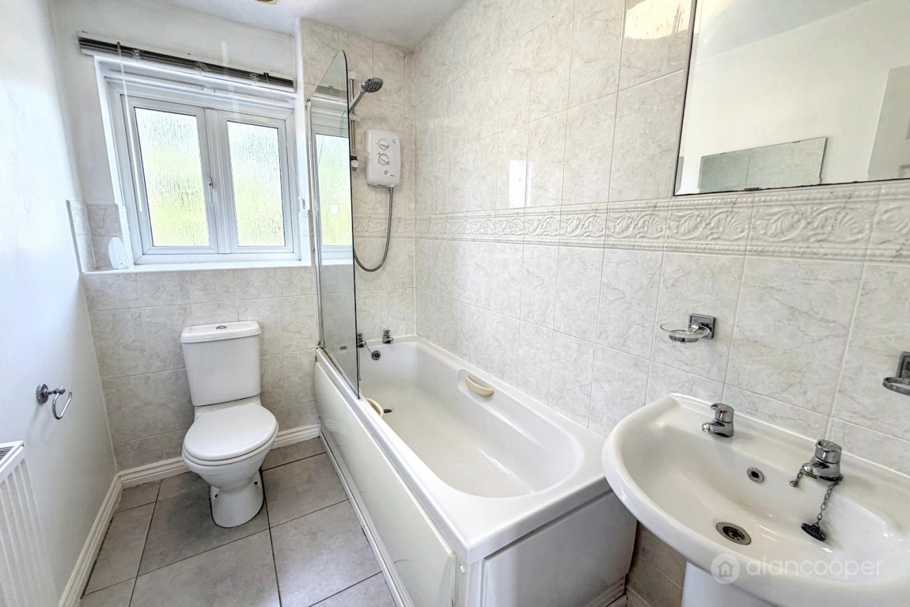 Portreath Drive, Horeston Grange, Nuneaton, CV11 6GH
