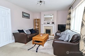 Springfield Road, Attleborough, Nuneaton, CV11 4PY