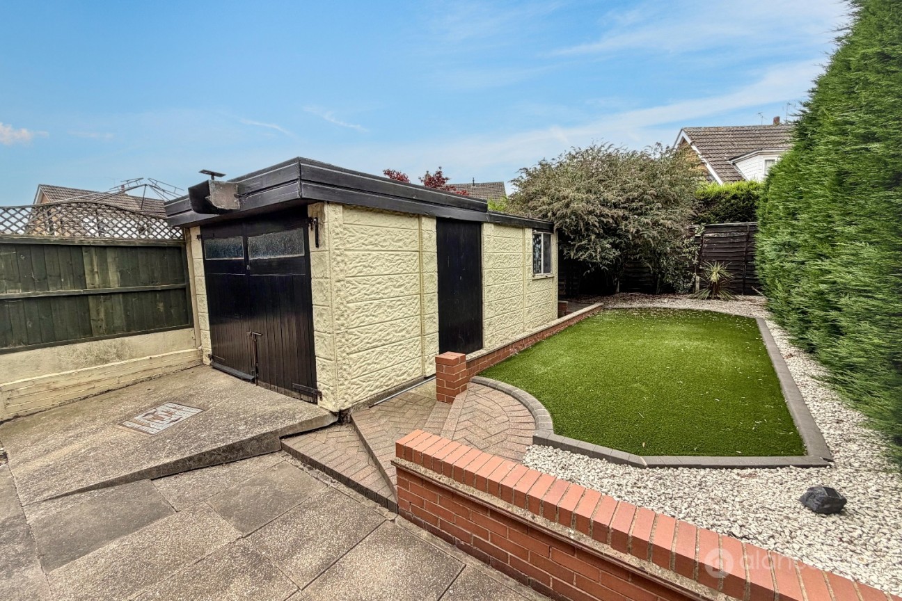 Trent Road, Bulkington, CV12 9QD