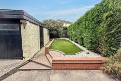 Trent Road, Bulkington, CV12 9QD