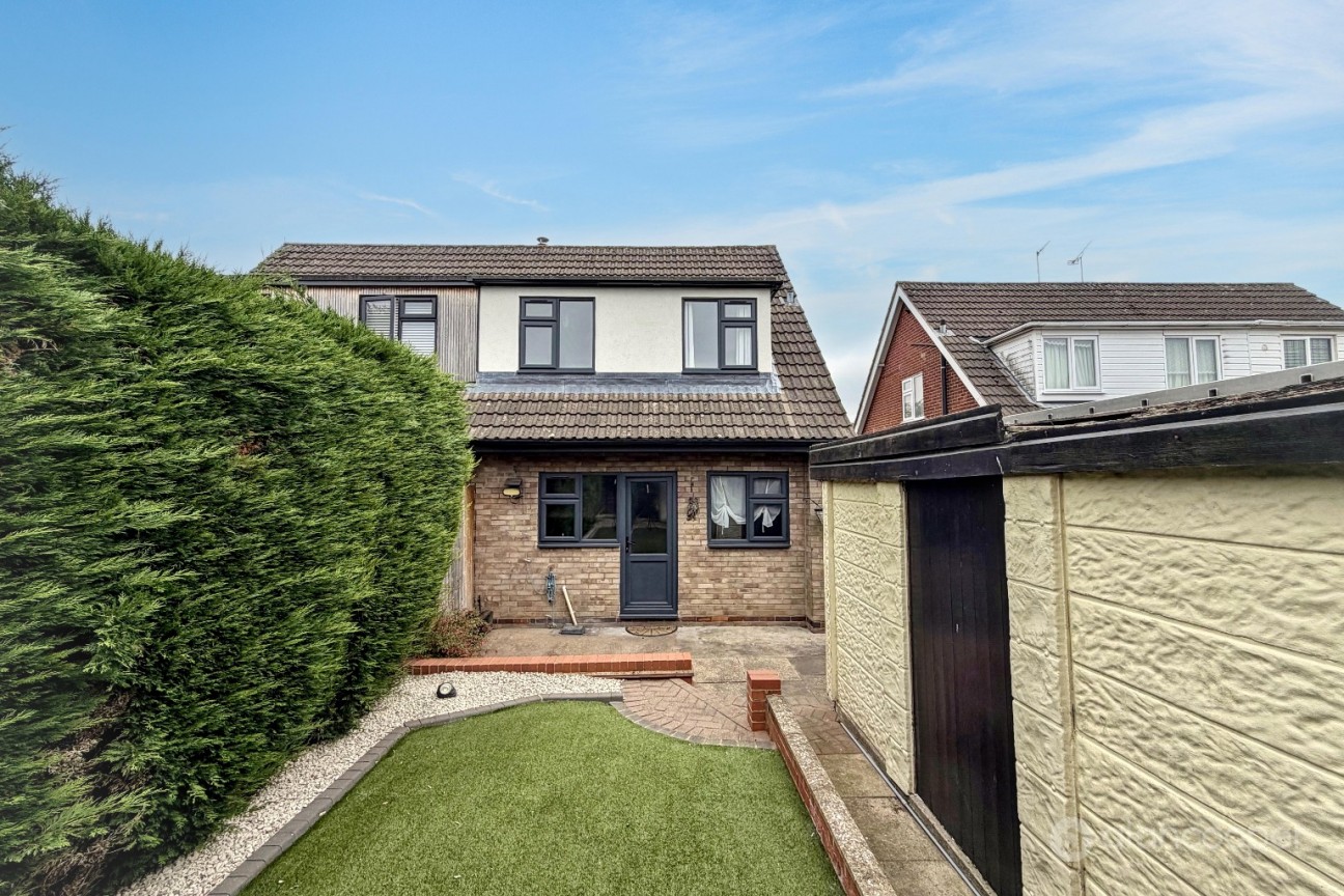 Trent Road, Bulkington, CV12 9QD