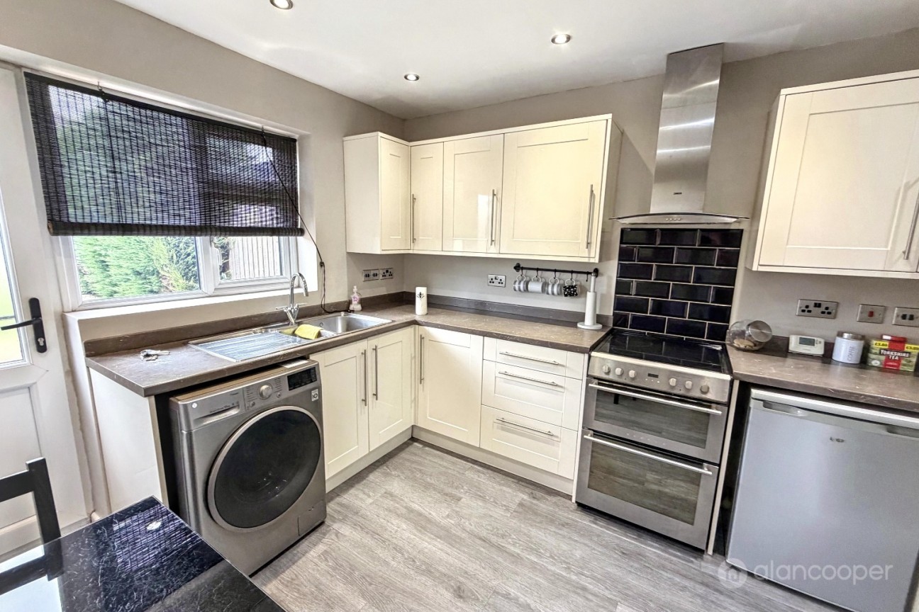 Trent Road, Bulkington, CV12 9QD