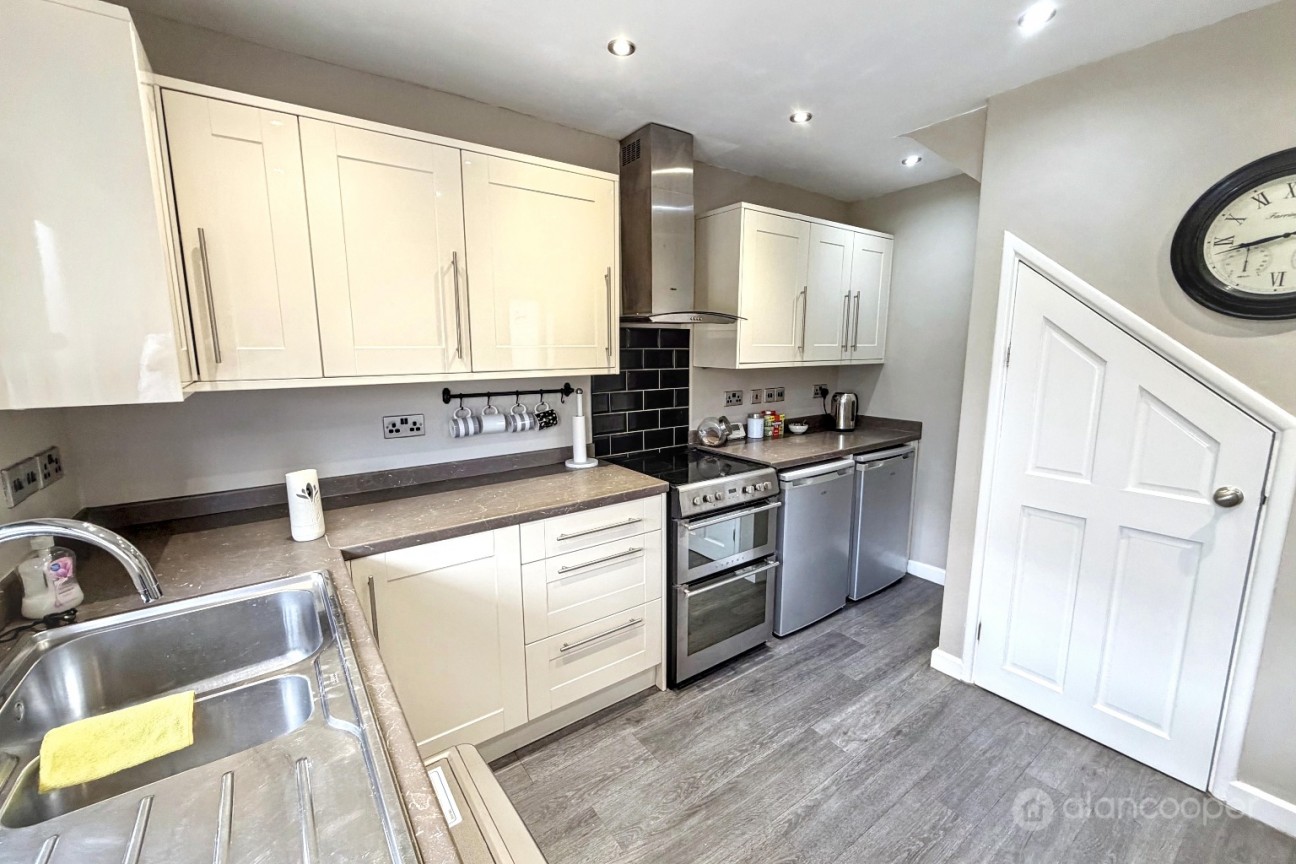 Trent Road, Bulkington, CV12 9QD