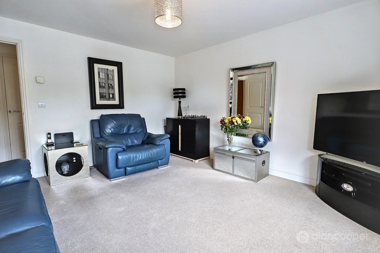 Currane Road, Eliot's View, Nuneaton, Warwickshire, CV10 0HY