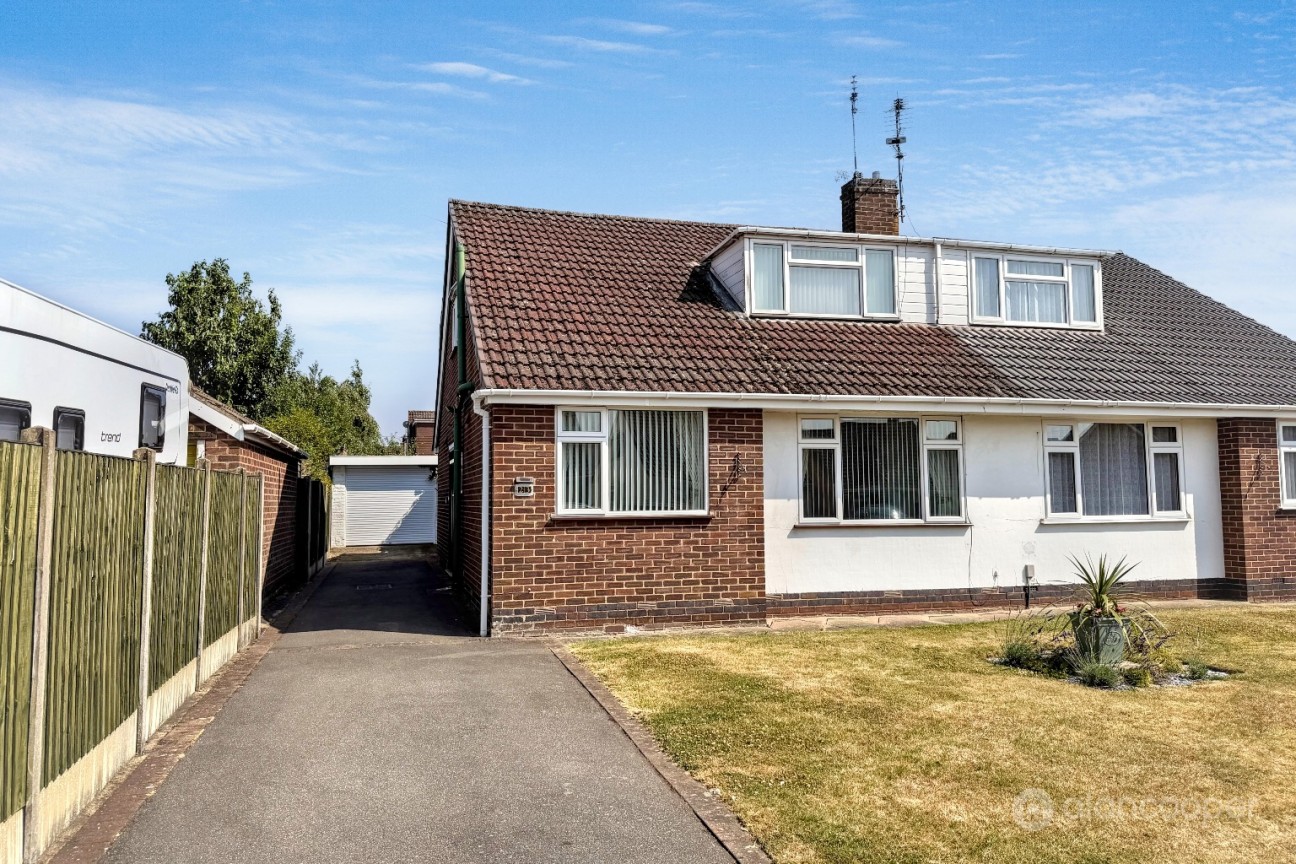 Villa Close, Bulkington, CV12 9NE
