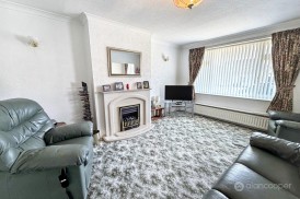 Villa Close, Bulkington, CV12 9NE