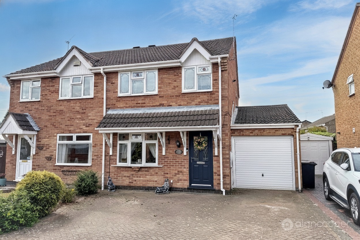 Sandby Close, Bedworth, CV12 8UB