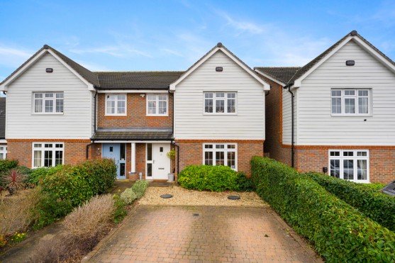 Grange Close, Edenbridge, Kent