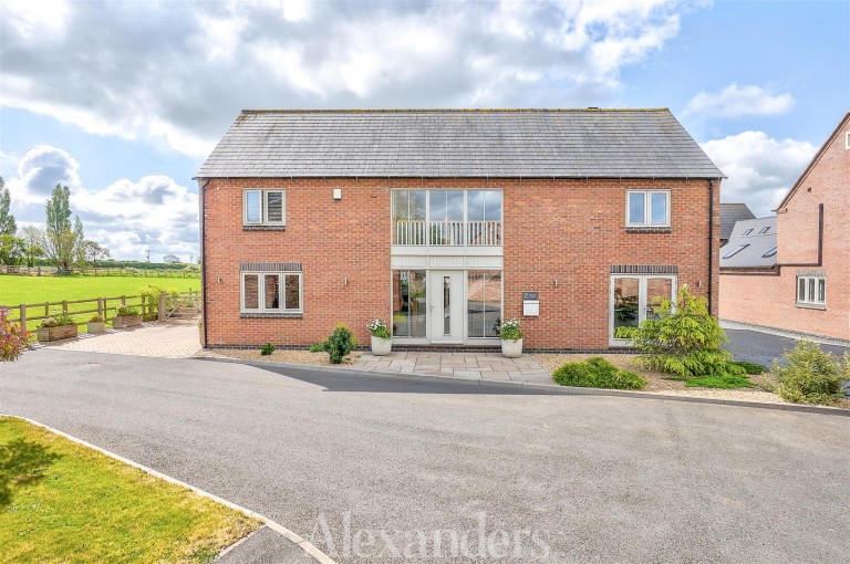 Yew Tree Close, Barton In The Beans