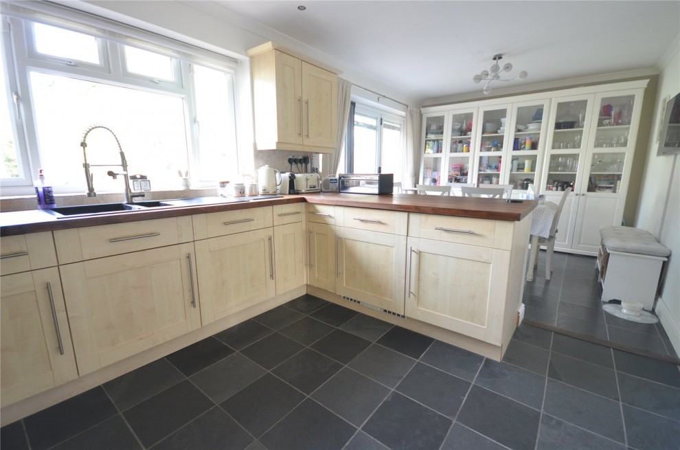 Weybourne, Farnham, Surrey