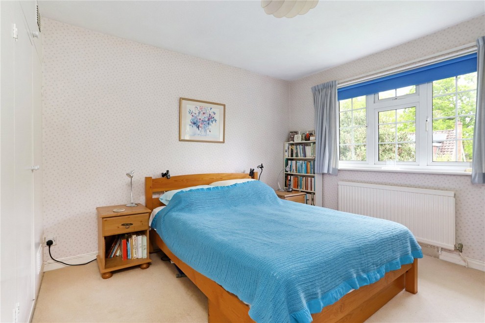 Hollis Wood Drive, Farnham, Surrey