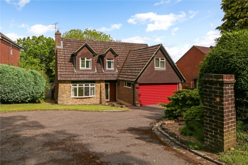 Wrecclesham, Farnham, Surrey