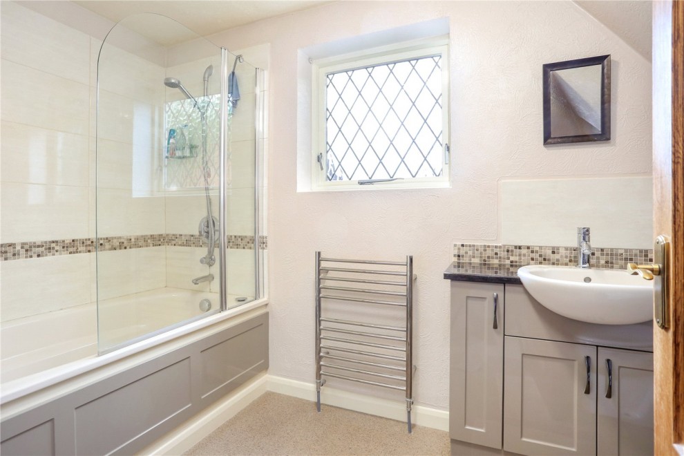 Wrecclesham, Farnham, Surrey