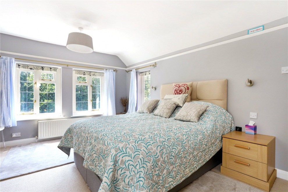 Seale, Farnham, Surrey
