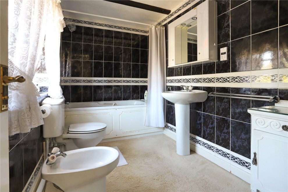 Seale, Farnham, Surrey