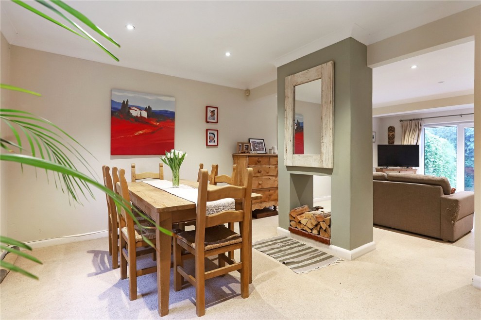 Jubilee Lane, Farnham, Surrey