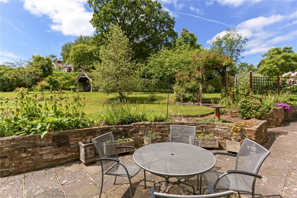Dockenfield, Farnham, Surrey