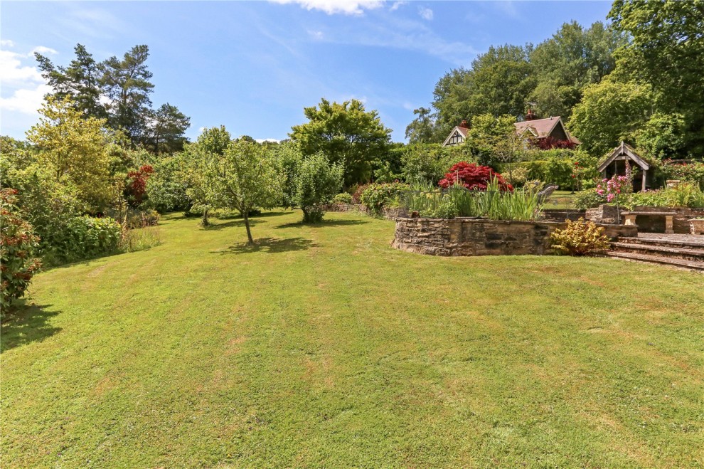 Dockenfield, Farnham, Surrey
