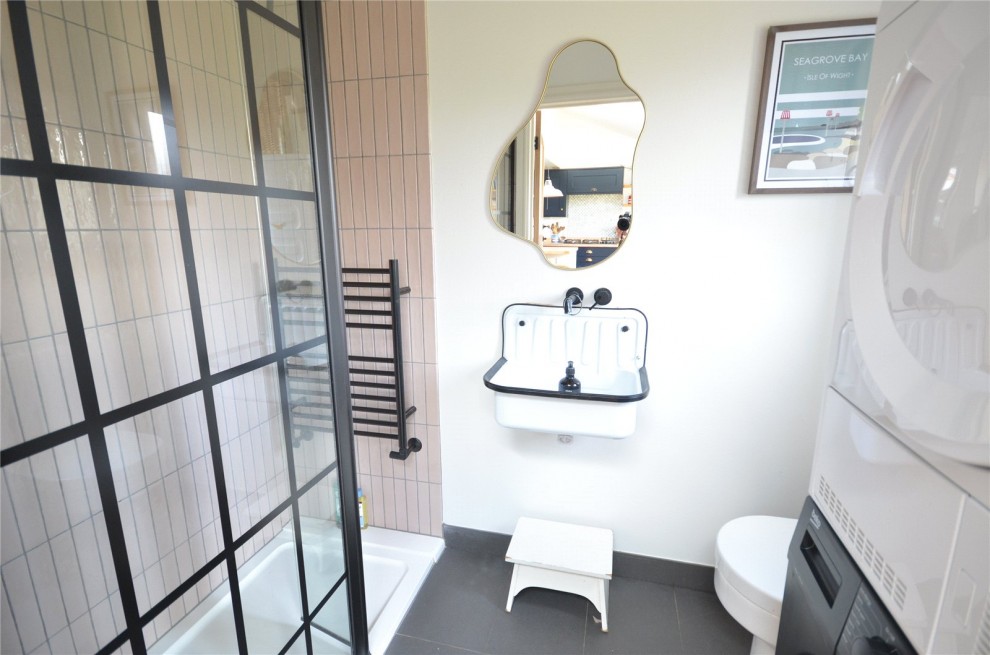 Frensham, Farnham, Surrey