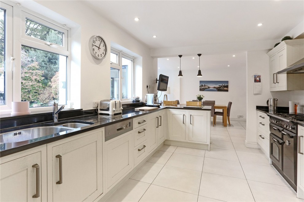 The Chine, Farnham, Surrey